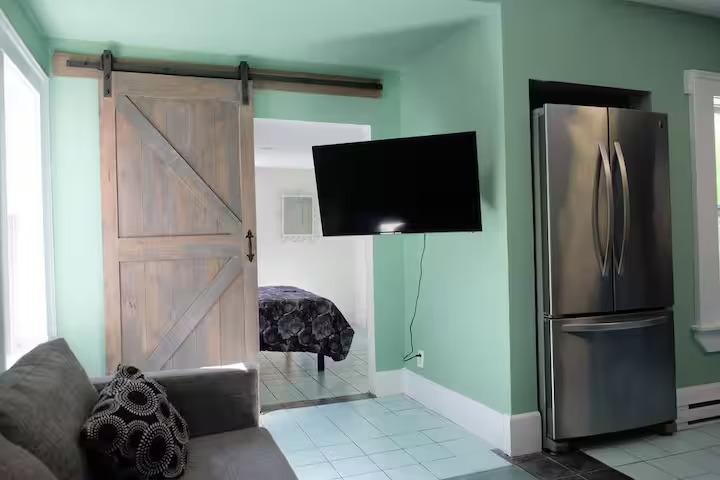 6121 North Street - 2